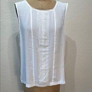 Sofie Max Women's XL White Lace Detail Round Neck Sleeveless Top‎ NWT